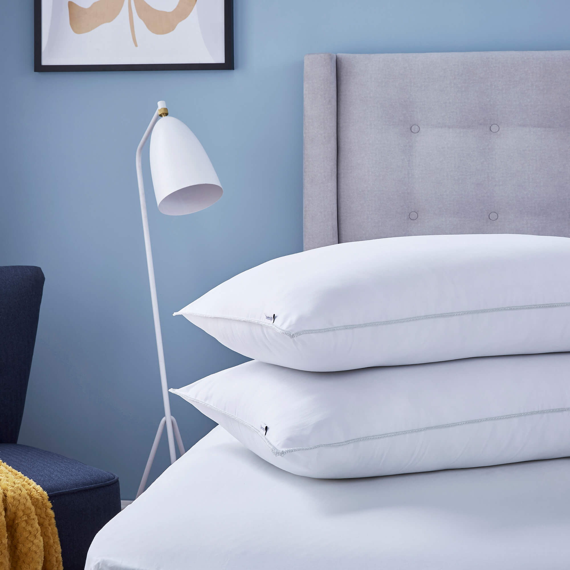Silentnight Premium Bounceback Pillow Pair-image-549592GE