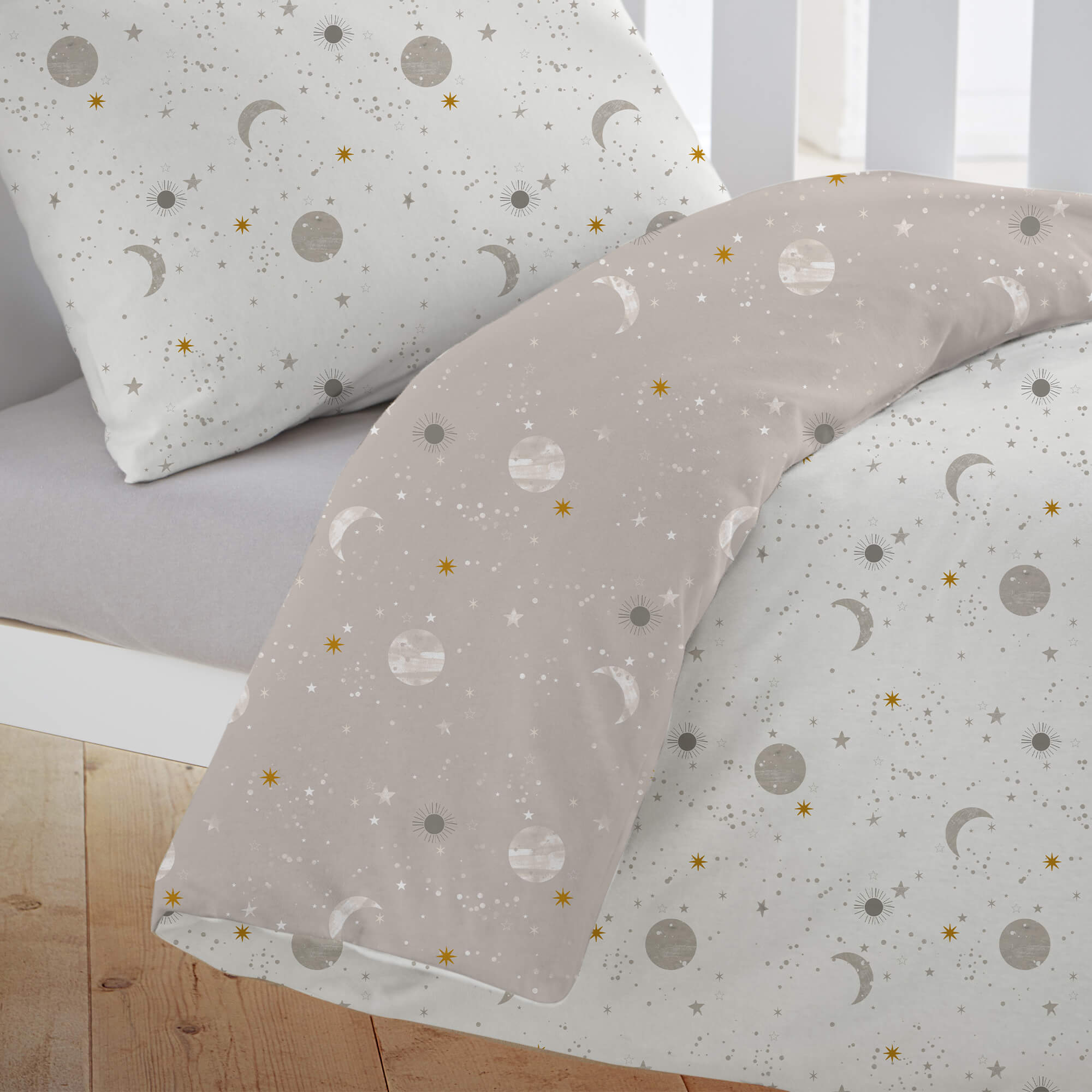 Silentnight Safe Nights Celestial Cot Bed Duvet Cover-image-588027GE