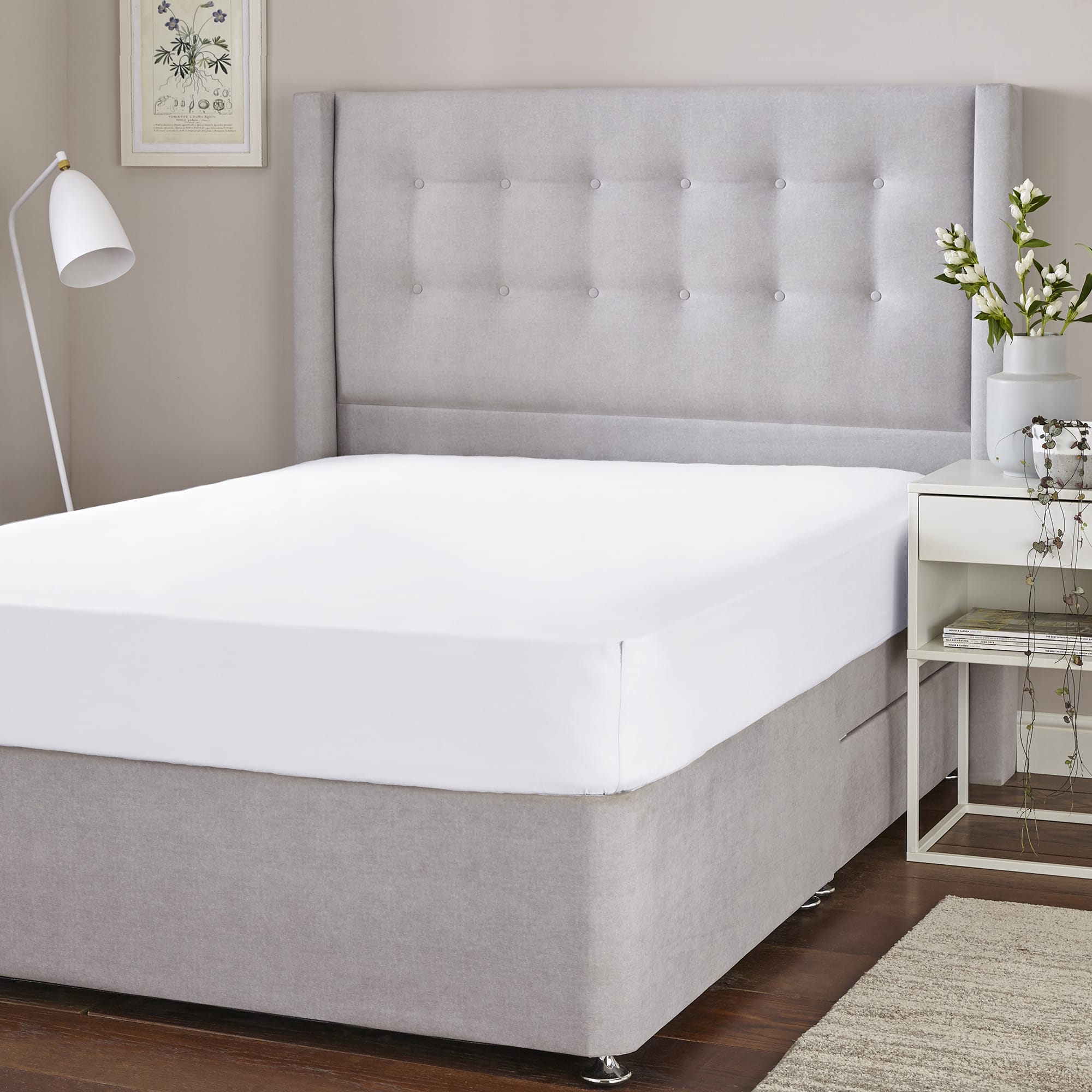 Silentnight Cotton Rich Fitted Sheet - White-image-543491GE