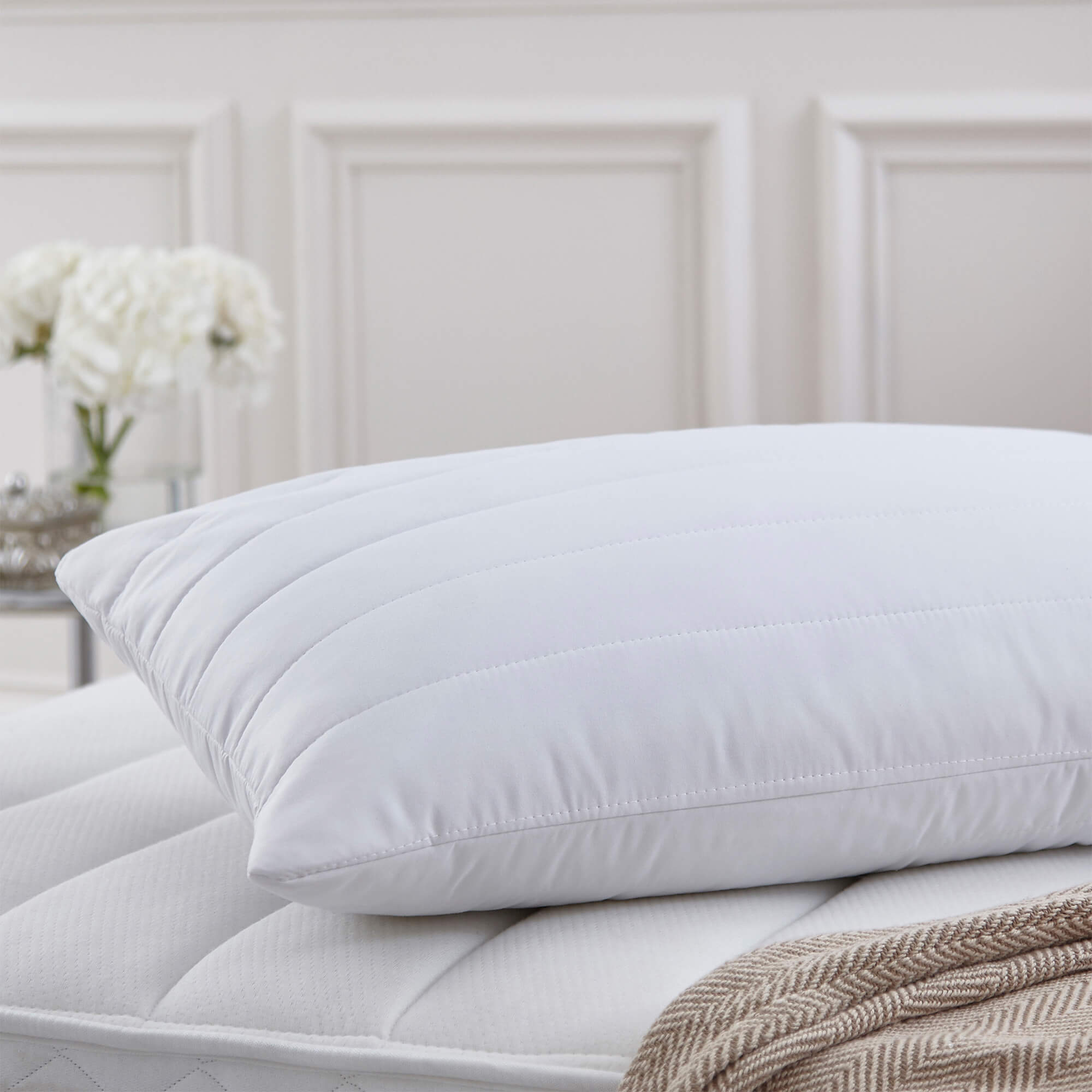 Silentnight Cushioned Comfort Pillow-image-565240GE