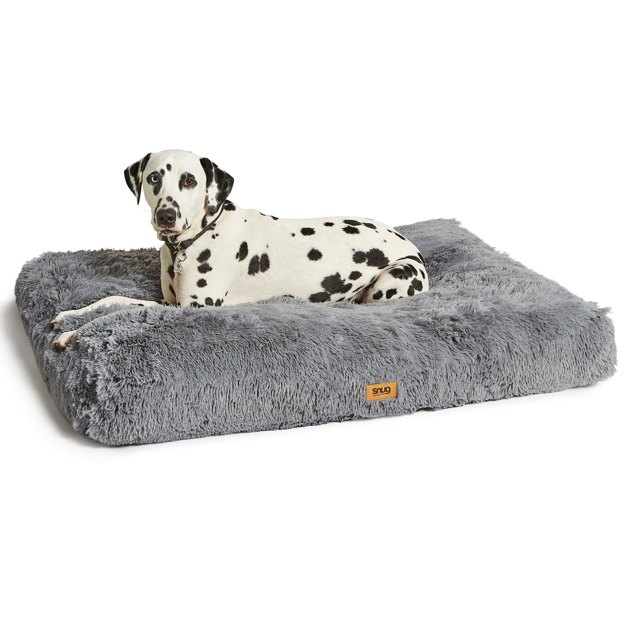 Snug Super Fluffy Pet Bed-image-559782GE