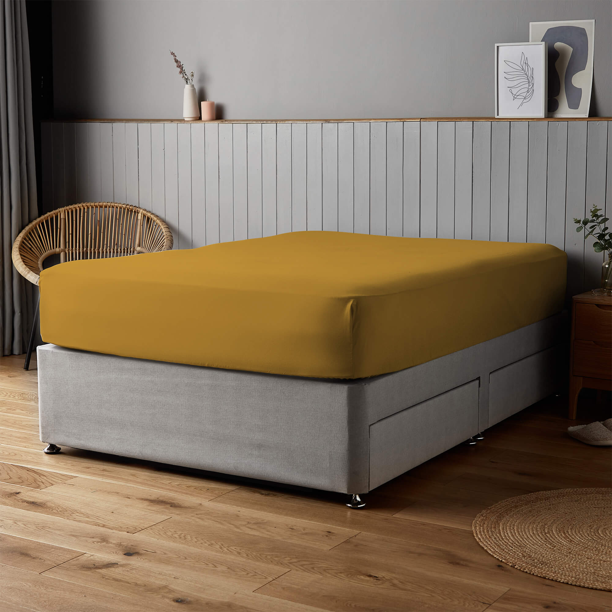 Silentnight Supersoft Ochre Fitted Sheet-image-592444GE