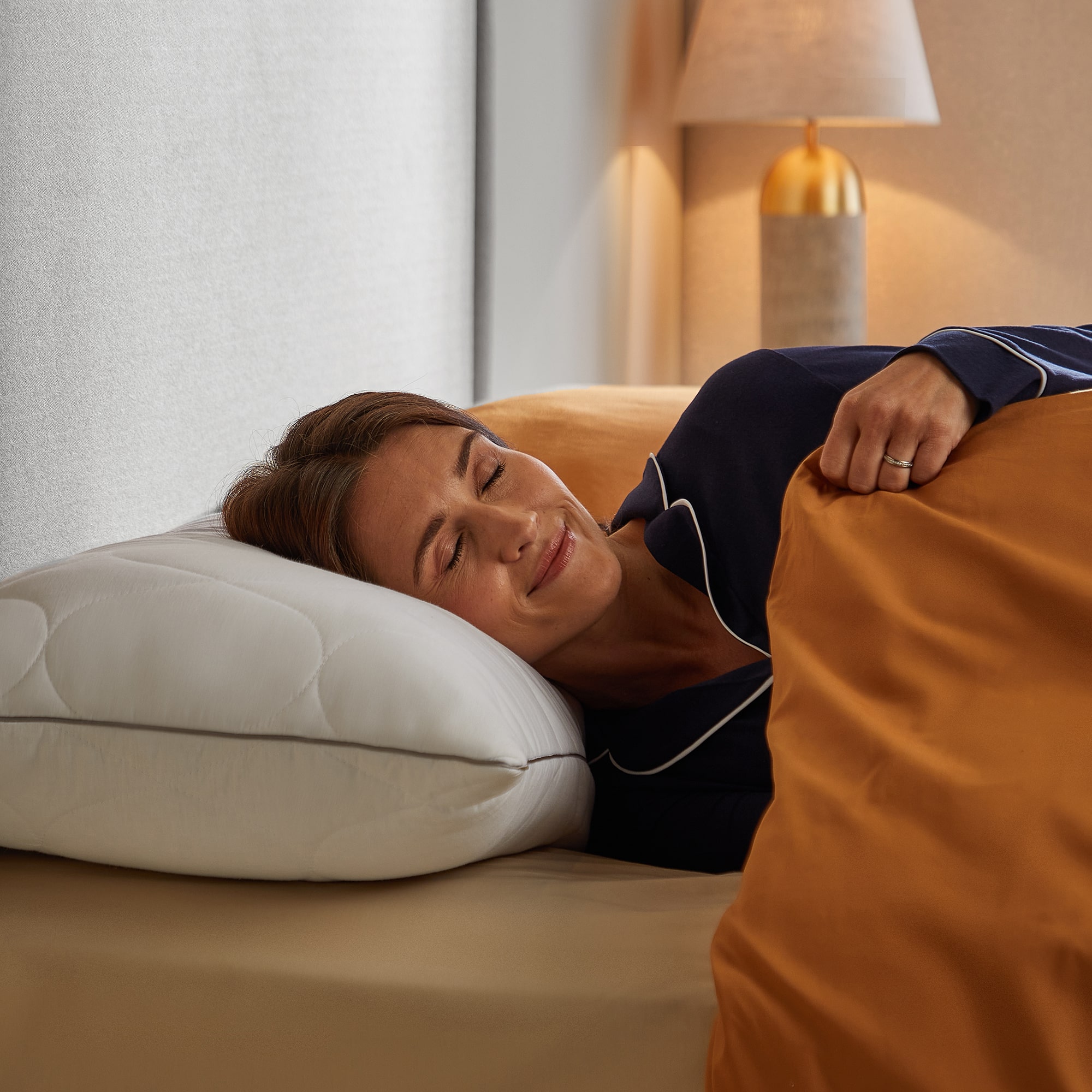 Sealy Dual Comfort Memory Foam Pillow-image-551229GE