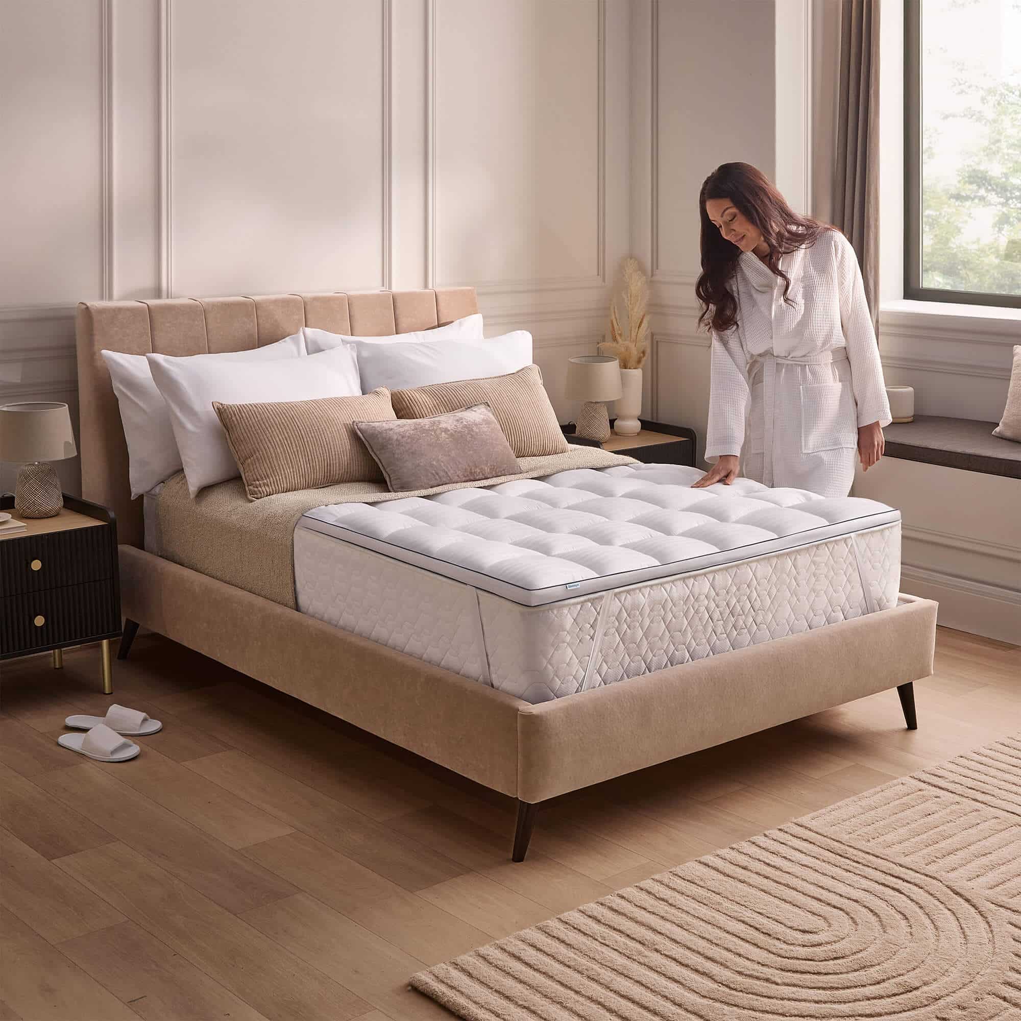 Silentnight Luxury Hotel Collection Supreme 5cm Mattress Topper-image-609647GE