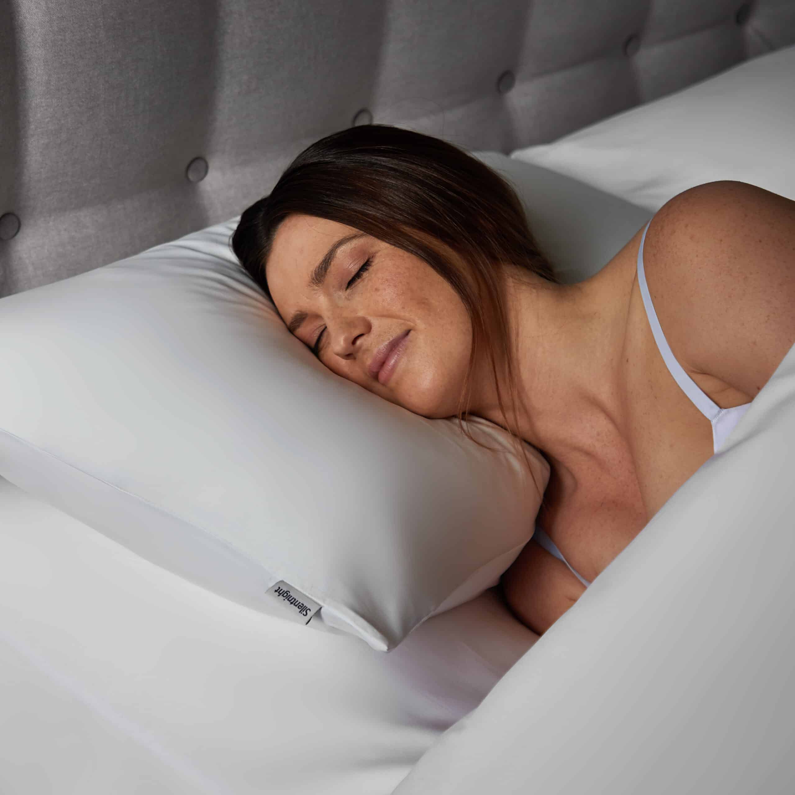 Silentnight Wellbeing Collection Cool Touch Pillowcase-image-538039GE