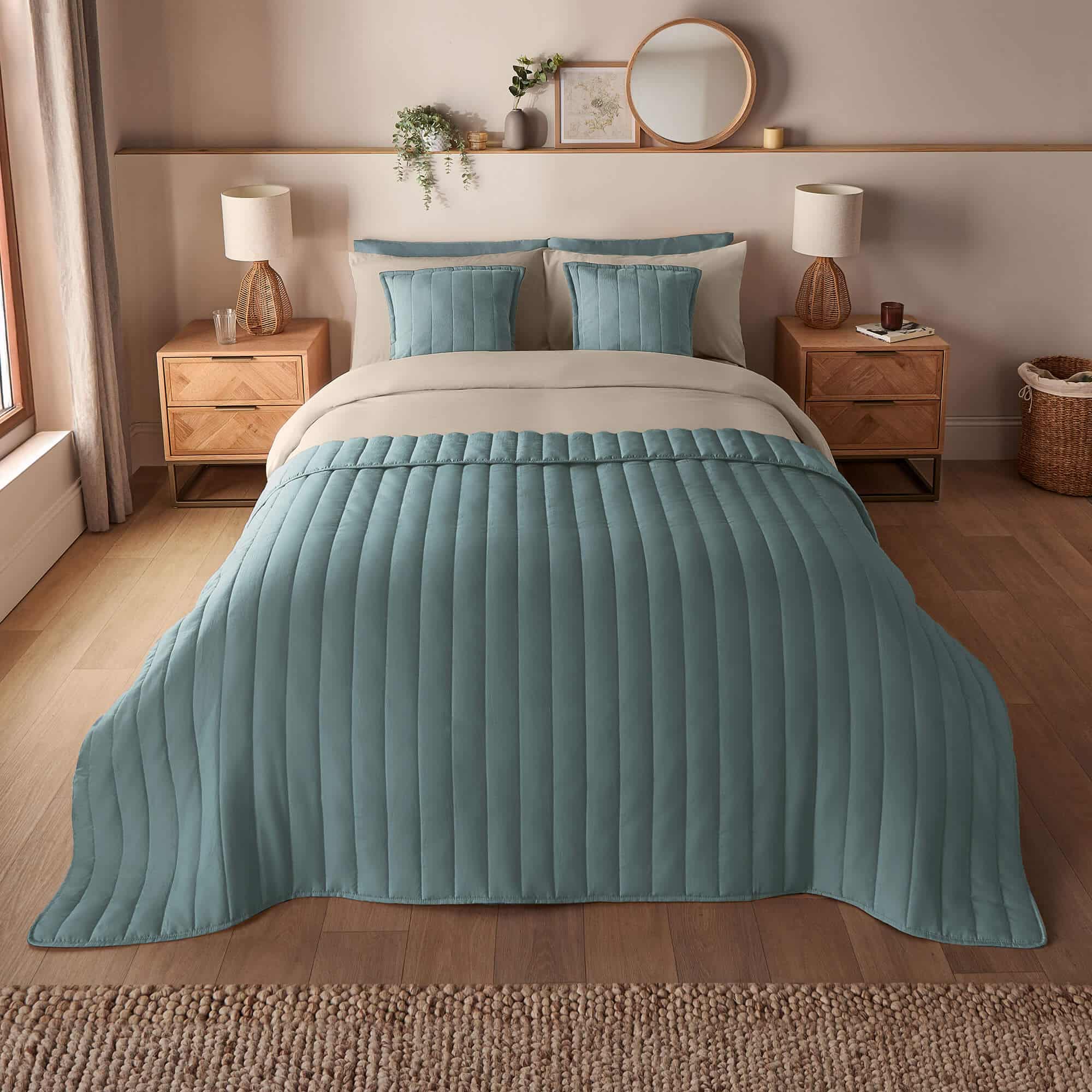 Silentnight Supersoft Quilted Bedspread - Blue-image-593076GE