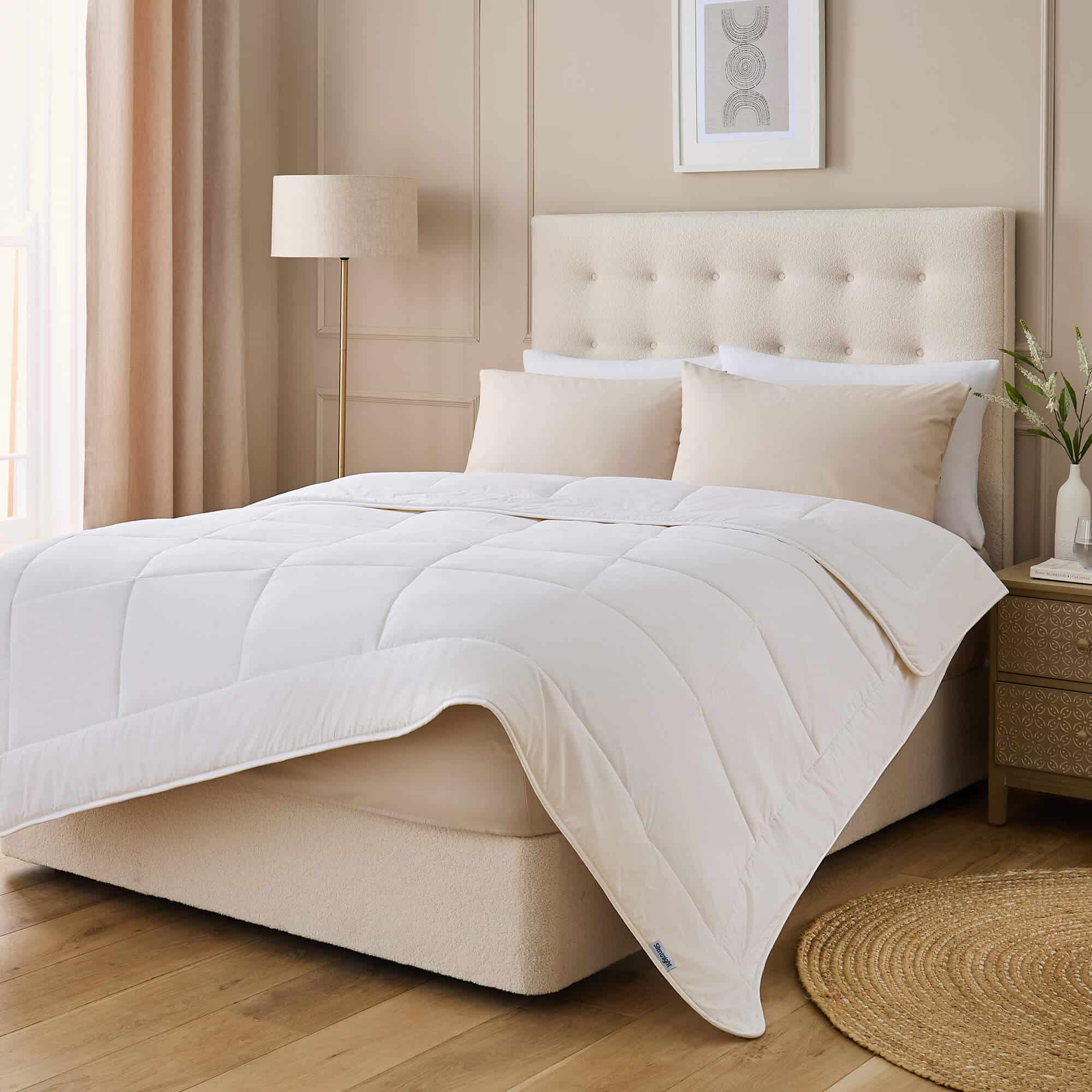Silentnight Natural Wool Collection Lightweight Duvet-image-582537GE