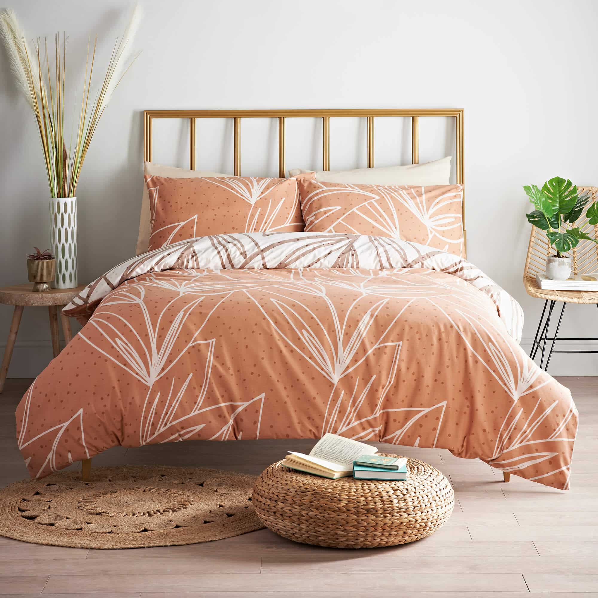 Cosmo Living Abstract Leaf Duvet Set-image-140142-B