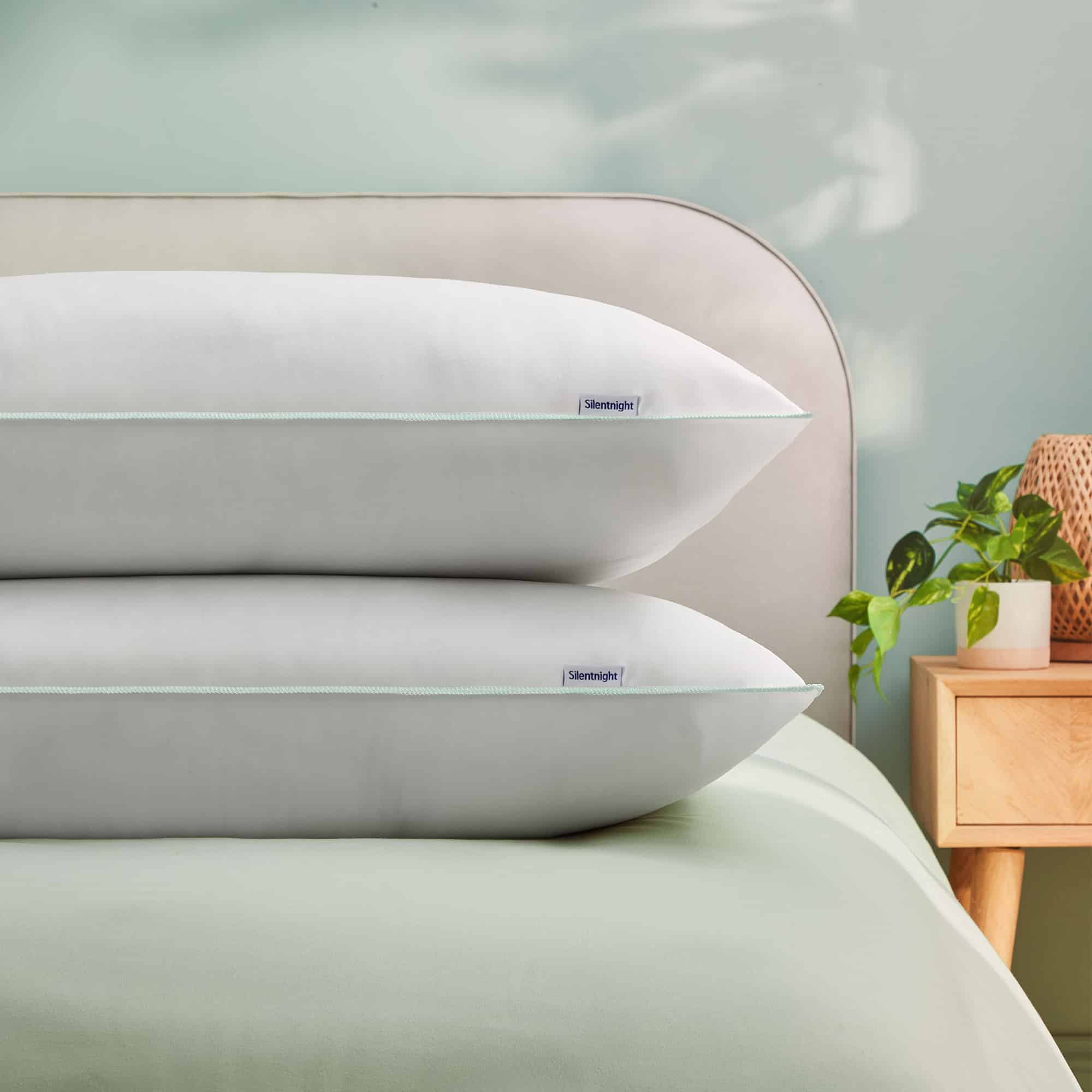 Silentnight Premium Overlocked Anti-Allergy Pillow Pair-image-553698GE