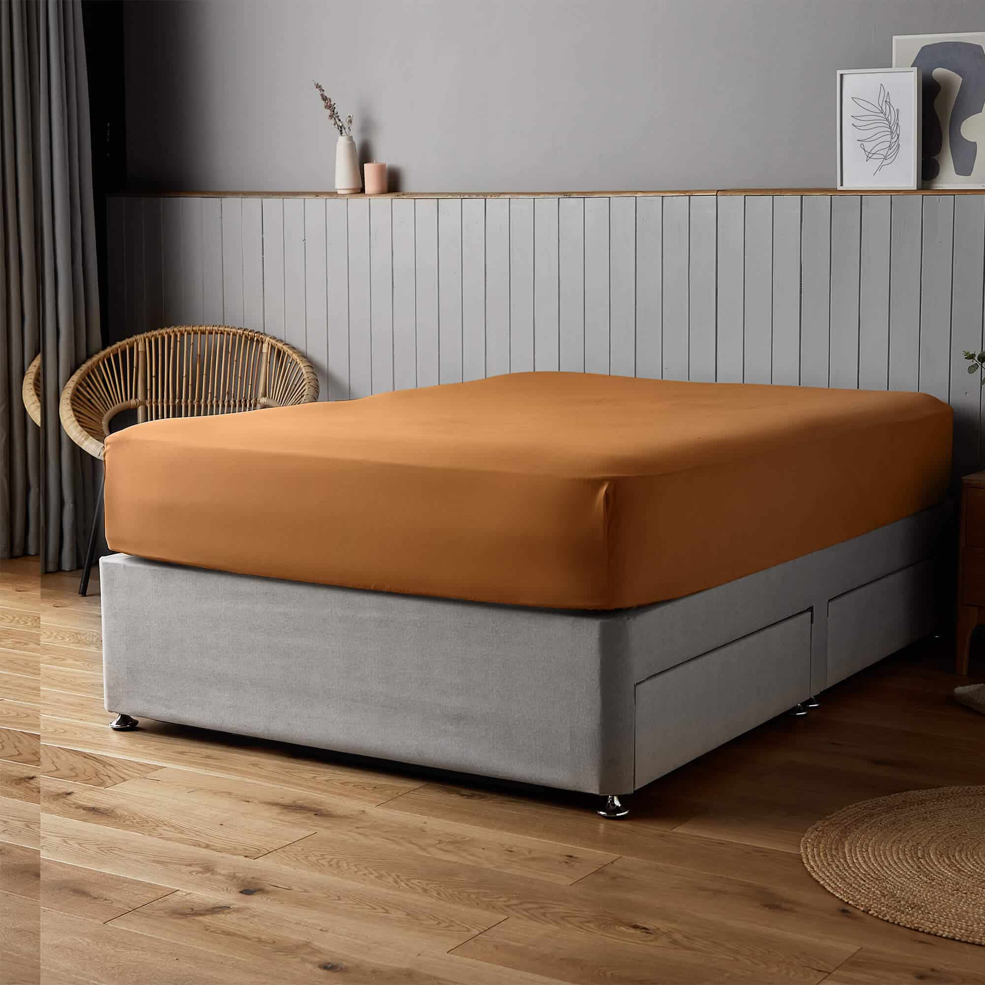 Silentnight Supersoft Terracotta Fitted Sheet-image-592475GE