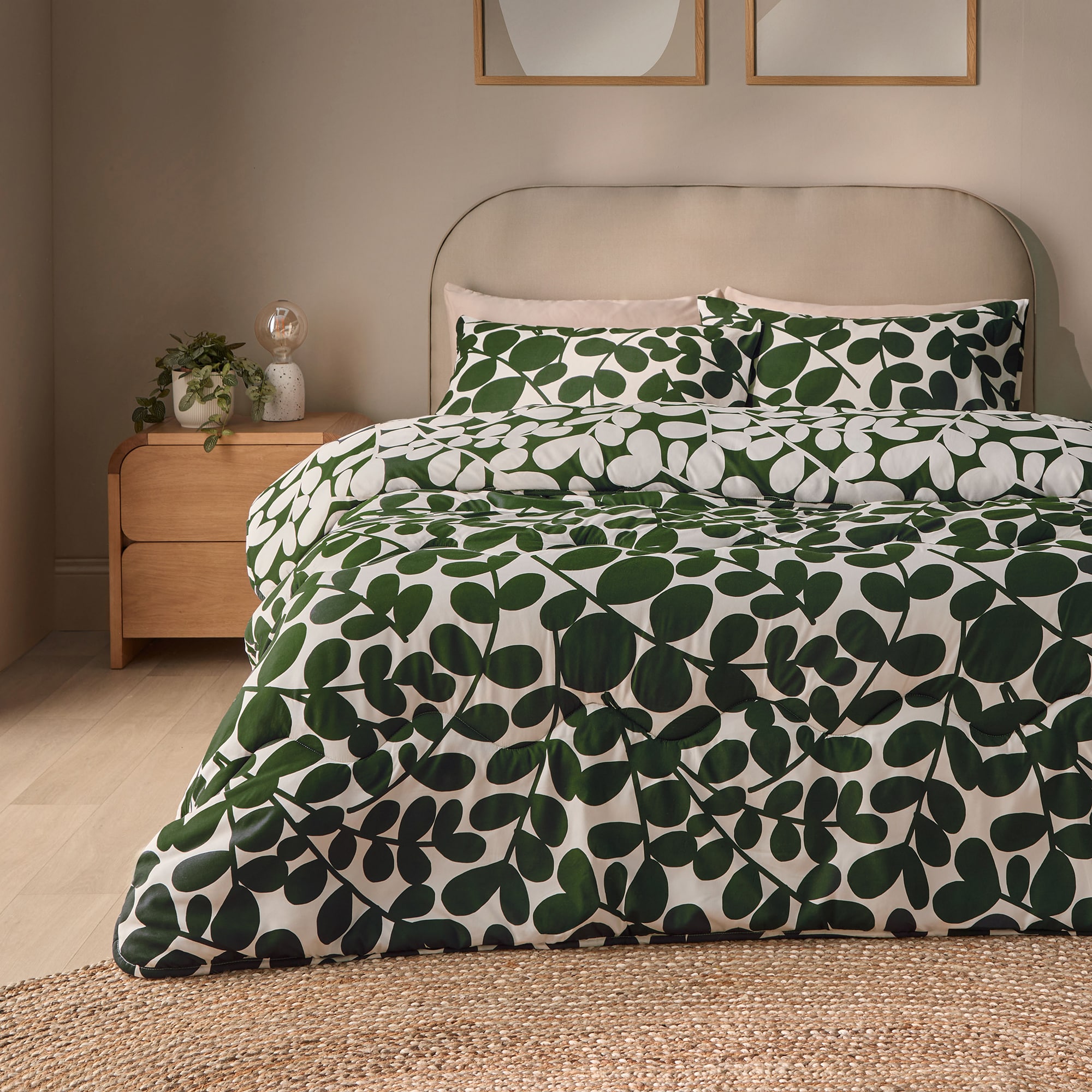 Silentnight Coverless Duvet &amp; Pillowcase Set, Leaf Print-image-602037GE