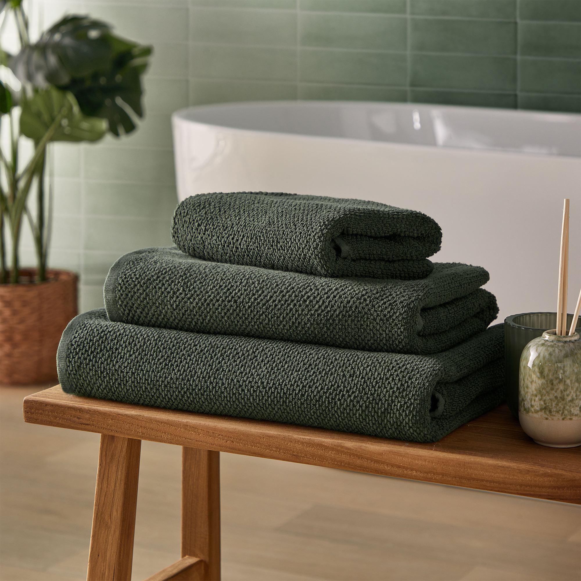 Silentnight Popcorn Waffle Towels | Green - 6 Pack-image-190014031