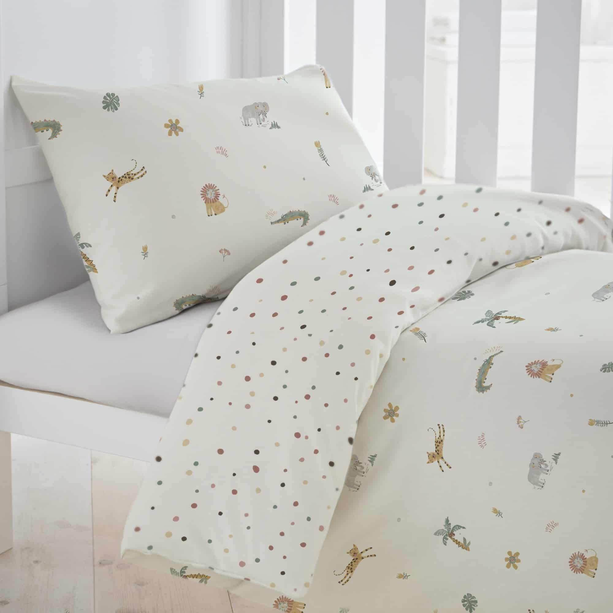 Silentnight Safe Nights Safari Cot Bed Duvet Set-image-608350GE